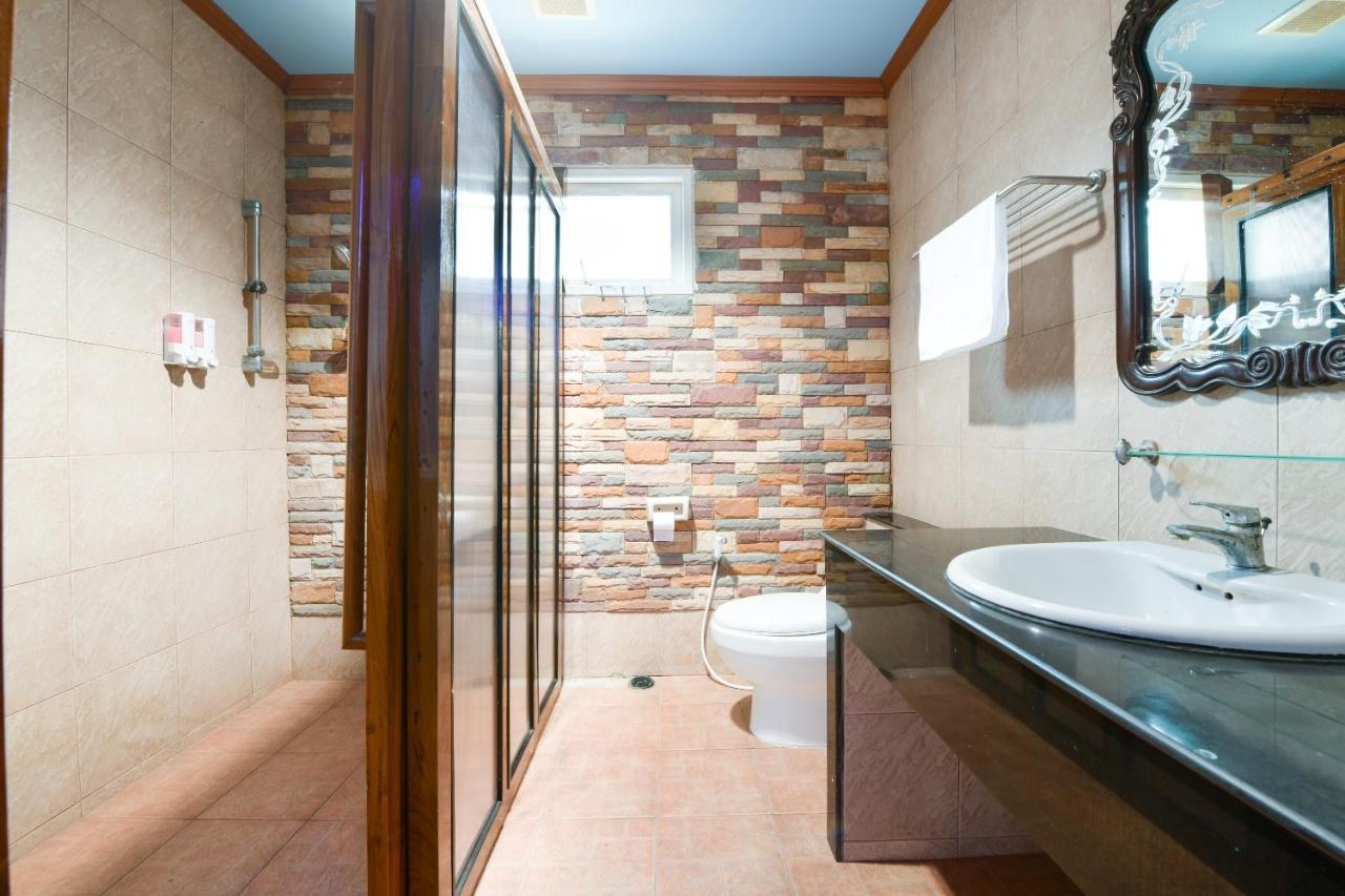 Oyo 549 Maesri Resort Pattaya Εξωτερικό φωτογραφία